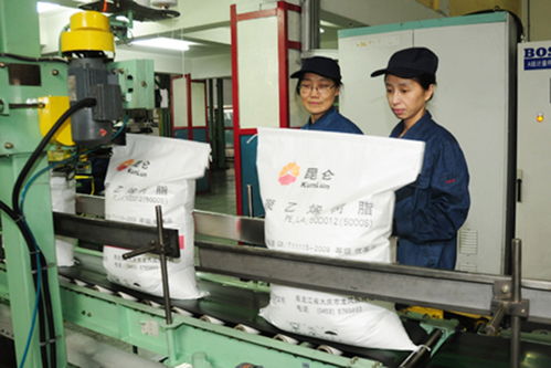 最新物流提醒 你的快递可能正在挨踢